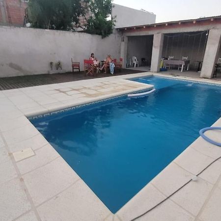 Habitacion Privada En Casa Particular Con Bano Y Espacios En Comun Compartidos- Precios Para 2 Personas 13000 Pesos Argentinos - 1 Persona 7500 Por Noche 康科迪亚 外观 照片