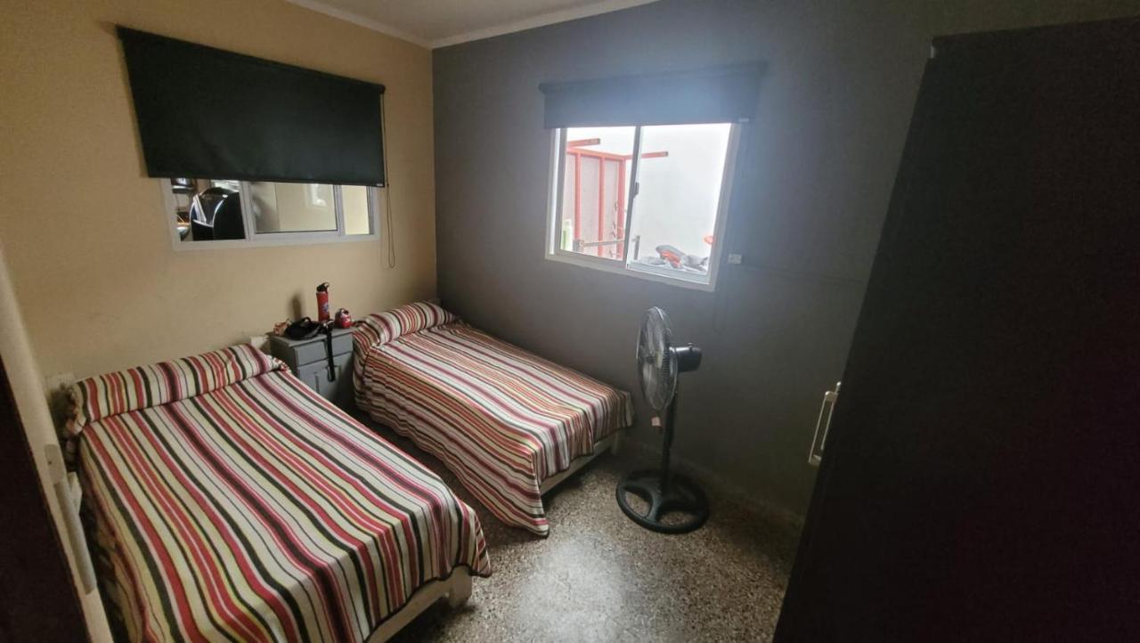 Habitacion Privada En Casa Particular Con Bano Y Espacios En Comun Compartidos- Precios Para 2 Personas 13000 Pesos Argentinos - 1 Persona 7500 Por Noche 康科迪亚 外观 照片